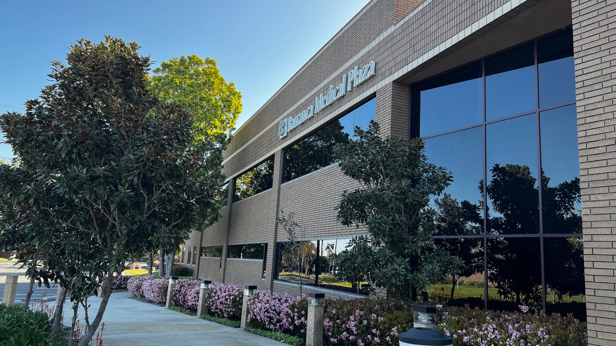 Exterior of Afshar Medical Group at 62 Corporate Park, Suite 200, Irvine.